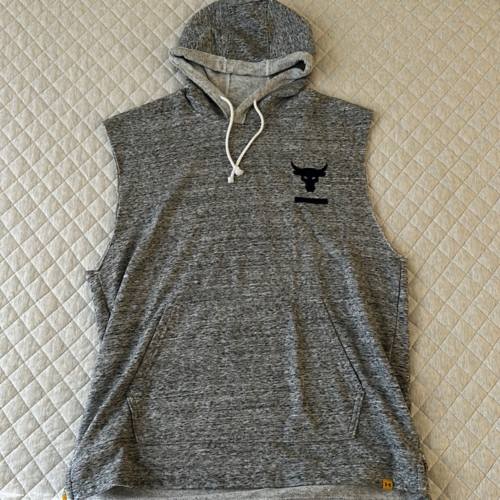 Under Armour Men's Gray Sleeveless Hoodie